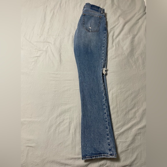 Abercrombie & Fitch “The 90’s Skinny High Rise” - Picture 2 of 3